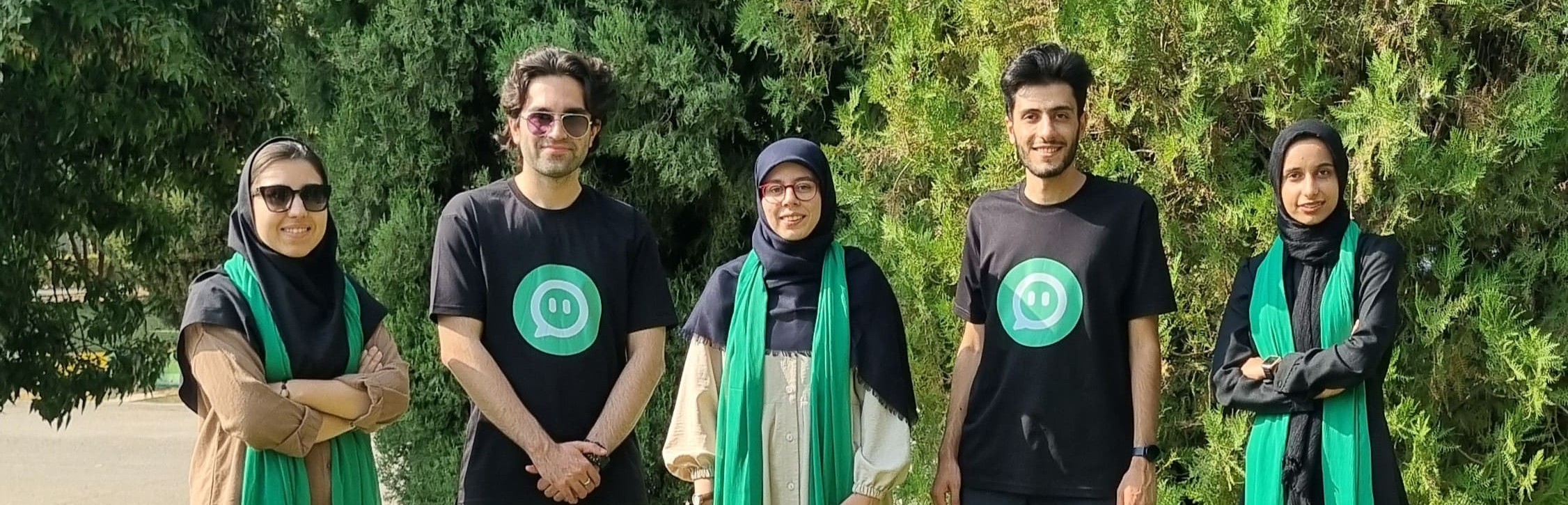 تیم پاسخ‌یار در حال همکاری